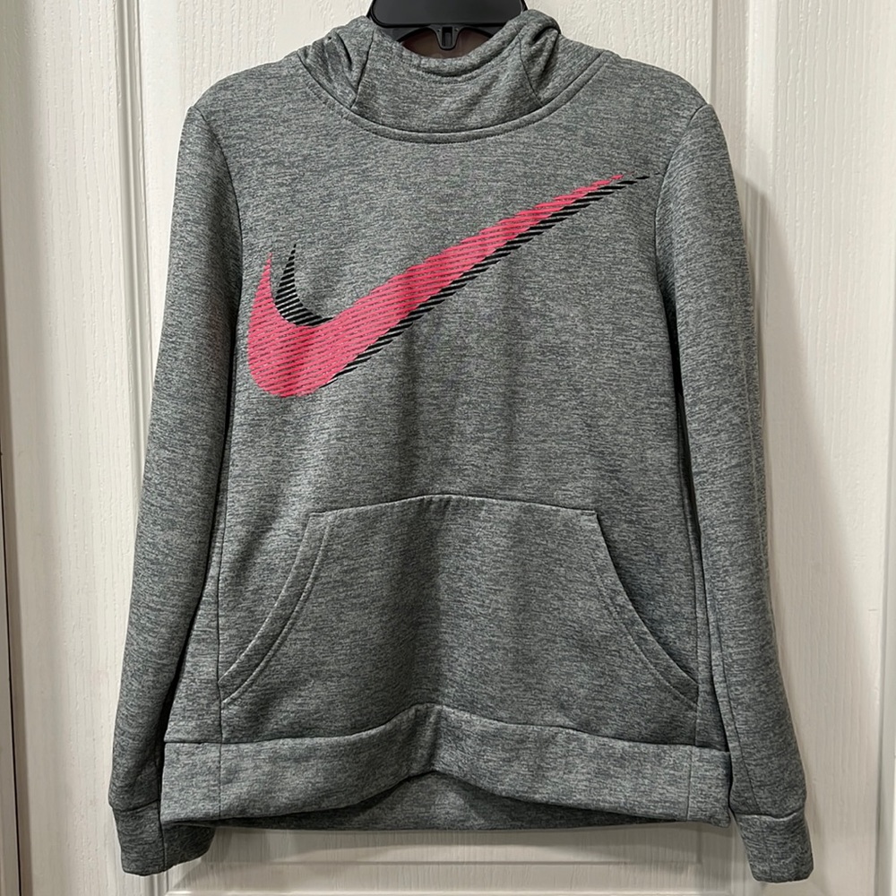 Nike kids sweater size M